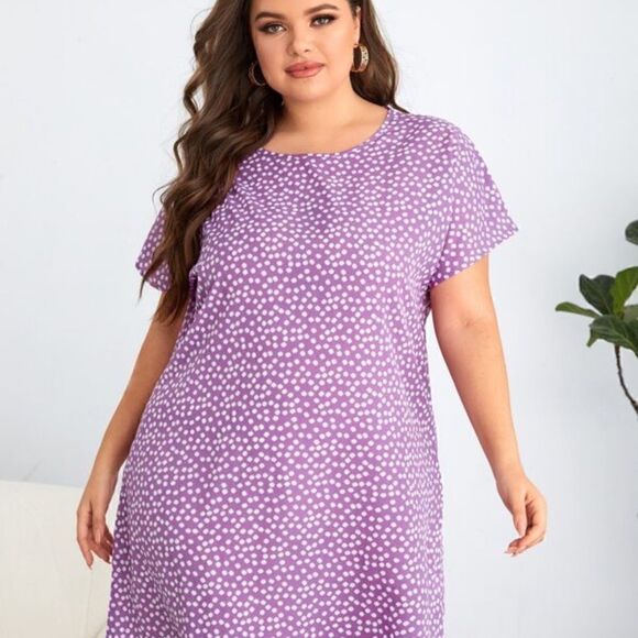NEW! Simple and Sexy PLUS Size Boho Ditsy Floral Tunic Short Sleeve Dress - Picture 2 of 4